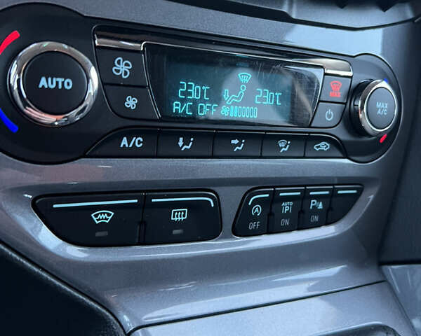 Черный Форд Фокус, объемом двигателя 1.6 л и пробегом 219 тыс. км за 7800 $, фото 26 на Automoto.ua