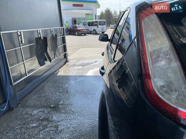 Черный Форд Фокус, объемом двигателя 1.6 л и пробегом 165 тыс. км за 7200 $, фото 7 на Automoto.ua