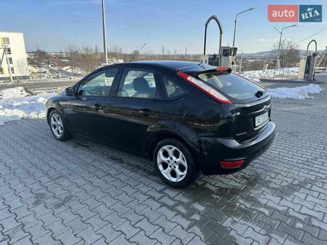 Черный Форд Фокус, объемом двигателя 2 л и пробегом 410 тыс. км за 3999 $, фото 10 на Automoto.ua