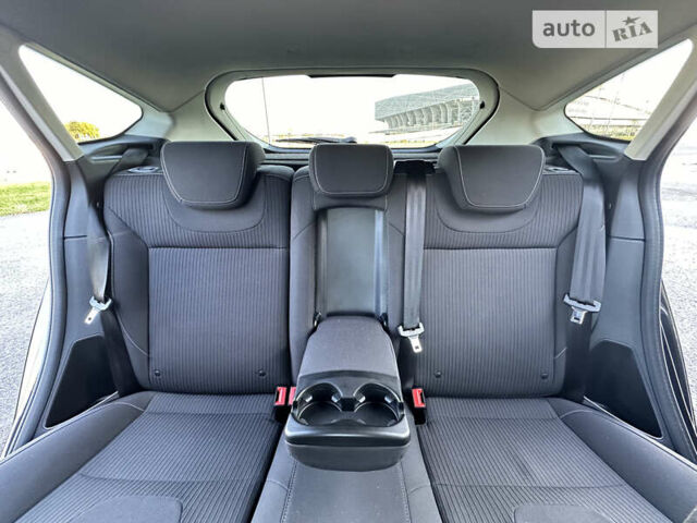 Чорний Форд Фокус, об'ємом двигуна 2 л та пробігом 214 тис. км за 7600 $, фото 9 на Automoto.ua