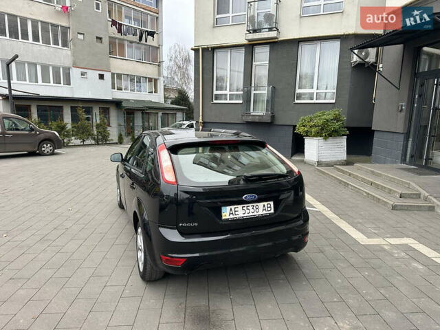 Черный Форд Фокус, объемом двигателя 2 л и пробегом 411 тыс. км за 4799 $, фото 2 на Automoto.ua