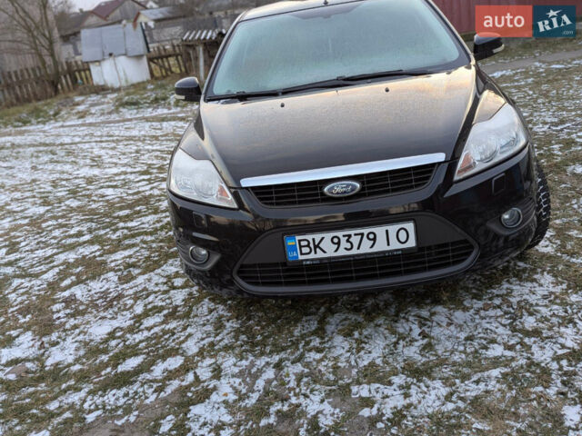 Чорний Форд Фокус, об'ємом двигуна 1.6 л та пробігом 137 тис. км за 6500 $, фото 6 на Automoto.ua