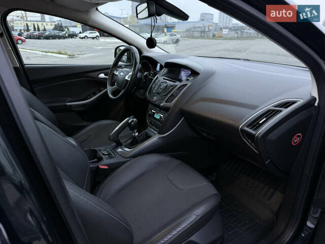 Черный Форд Фокус, объемом двигателя 1.6 л и пробегом 209 тыс. км за 8300 $, фото 32 на Automoto.ua