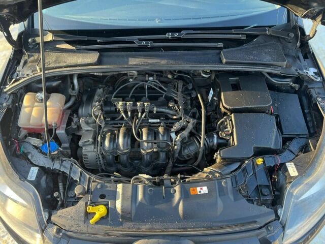 Черный Форд Фокус, объемом двигателя 1.6 л и пробегом 250 тыс. км за 7100 $, фото 4 на Automoto.ua