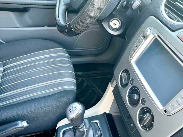 Черный Форд Фокус, объемом двигателя 1.4 л и пробегом 135 тыс. км за 5000 $, фото 5 на Automoto.ua