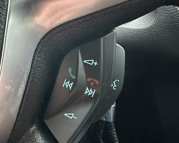 Чорний Форд Фокус, об'ємом двигуна 2 л та пробігом 164 тис. км за 6299 $, фото 39 на Automoto.ua