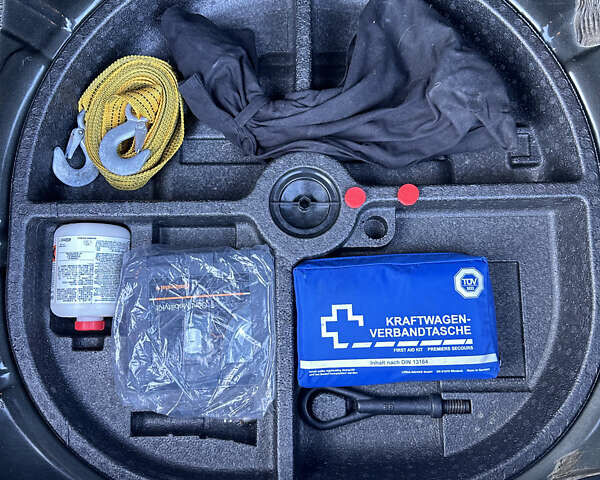 Чорний Форд Фокус, об'ємом двигуна 2 л та пробігом 214 тис. км за 7600 $, фото 20 на Automoto.ua