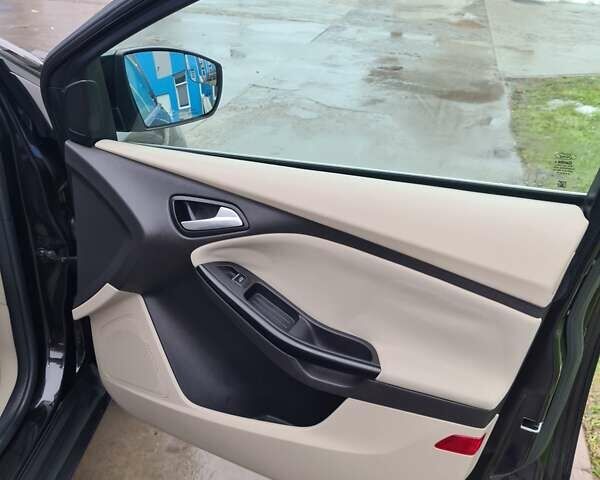 Форд Фокус 2012 в Сумах на Automoto.ua Черный Форд Фокус, объемом двигателя 0 л и пробегом 81 тыс. км за 6999 $, фото 6 на Automoto.ua