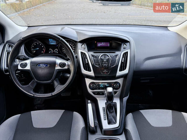 Черный Форд Фокус, объемом двигателя 1.6 л и пробегом 121 тыс. км за 7900 $, фото 13 на Automoto.ua