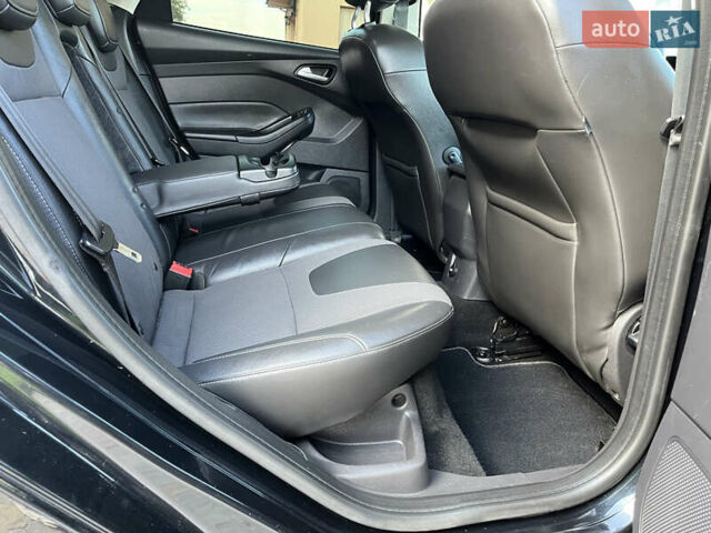 Черный Форд Фокус, объемом двигателя 1.6 л и пробегом 250 тыс. км за 8299 $, фото 84 на Automoto.ua