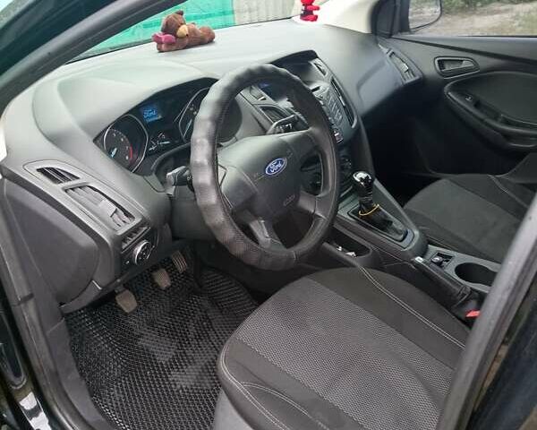 Чорний Форд Фокус, об'ємом двигуна 1.6 л та пробігом 136 тис. км за 7500 $, фото 6 на Automoto.ua