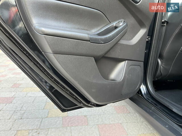 Черный Форд Фокус, объемом двигателя 1.6 л и пробегом 250 тыс. км за 8299 $, фото 79 на Automoto.ua