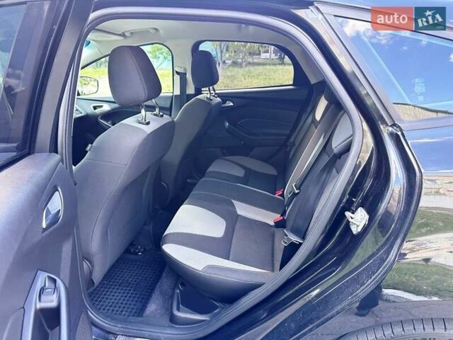Форд Фокус 2012 у Запоріжжя на Automoto.ua Чорний Форд Фокус, об'ємом двигуна 2 л та пробігом 184 тис. км за 7600 $, фото 12 на Automoto.ua