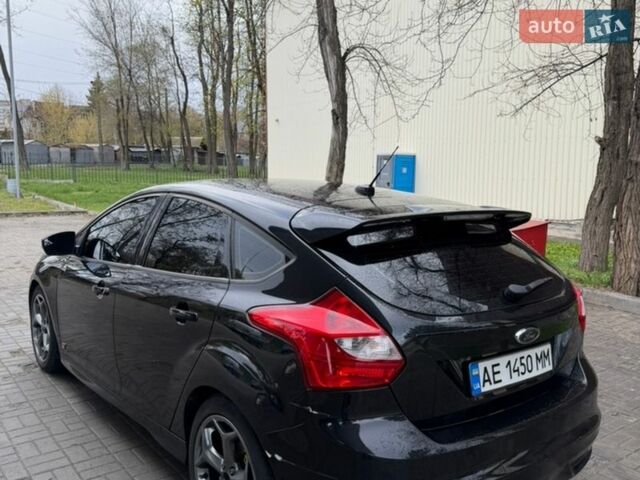 Черный Форд Фокус, объемом двигателя 2 л и пробегом 161 тыс. км за 10500 $, фото 4 на Automoto.ua