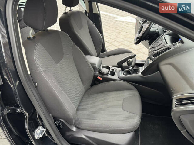 Чорний Форд Фокус, об'ємом двигуна 1.6 л та пробігом 259 тис. км за 8500 $, фото 19 на Automoto.ua