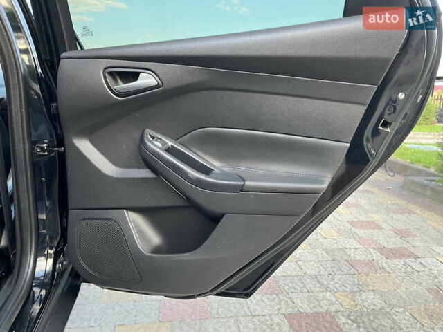 Черный Форд Фокус, объемом двигателя 1.6 л и пробегом 250 тыс. км за 8299 $, фото 88 на Automoto.ua