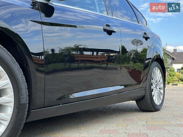 Черный Форд Фокус, объемом двигателя 1.6 л и пробегом 250 тыс. км за 8299 $, фото 8 на Automoto.ua