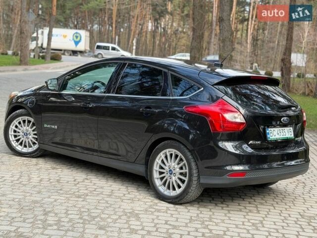 Чорний Форд Фокус, об'ємом двигуна 0 л та пробігом 114 тис. км за 5999 $, фото 8 на Automoto.ua