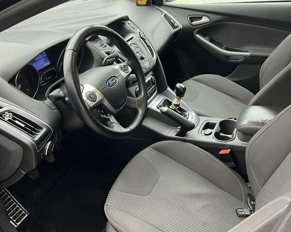 Черный Форд Фокус, объемом двигателя 1.6 л и пробегом 236 тыс. км за 8600 $, фото 14 на Automoto.ua