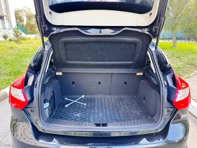 Чорний Форд Фокус, об'ємом двигуна 2 л та пробігом 184 тис. км за 7600 $, фото 7 на Automoto.ua