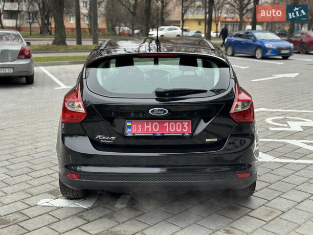 Чорний Форд Фокус, об'ємом двигуна 1.6 л та пробігом 259 тис. км за 8500 $, фото 6 на Automoto.ua