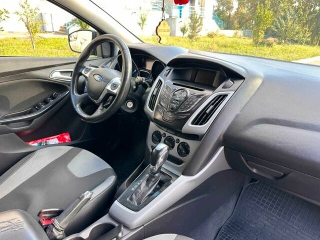 Чорний Форд Фокус, об'ємом двигуна 2 л та пробігом 184 тис. км за 7600 $, фото 18 на Automoto.ua