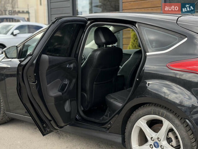 Чорний Форд Фокус, об'ємом двигуна 2 л та пробігом 169 тис. км за 7450 $, фото 44 на Automoto.ua