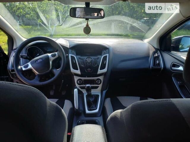Черный Форд Фокус, объемом двигателя 1.6 л и пробегом 195 тыс. км за 7999 $, фото 14 на Automoto.ua