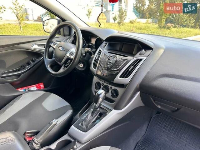 Форд Фокус 2012 у Запоріжжя на Automoto.ua Чорний Форд Фокус, об'ємом двигуна 2 л та пробігом 184 тис. км за 7600 $, фото 24 на Automoto.ua