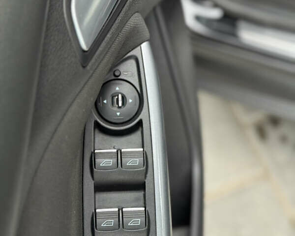 Чорний Форд Фокус, об'ємом двигуна 1.6 л та пробігом 259 тис. км за 8500 $, фото 10 на Automoto.ua