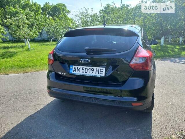 Черный Форд Фокус, объемом двигателя 1.6 л и пробегом 195 тыс. км за 7999 $, фото 6 на Automoto.ua