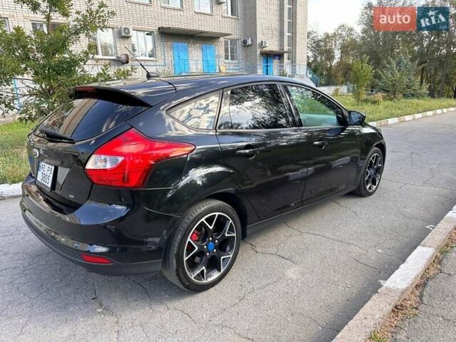 Чорний Форд Фокус, об'ємом двигуна 2 л та пробігом 198 тис. км за 7400 $, фото 9 на Automoto.ua