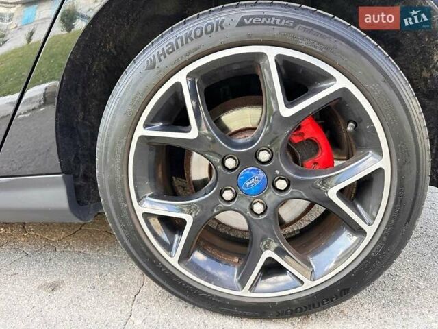 Форд Фокус 2012 у Запоріжжя на Automoto.ua Чорний Форд Фокус, об'ємом двигуна 2 л та пробігом 184 тис. км за 7600 $, фото 15 на Automoto.ua
