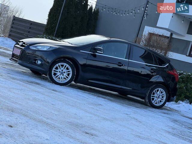 Черный Форд Фокус, объемом двигателя 1.6 л и пробегом 250 тыс. км за 8250 $, фото 9 на Automoto.ua