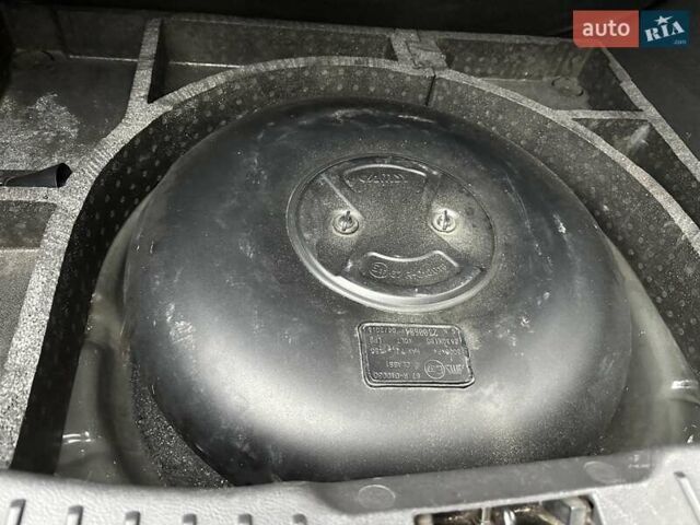 Черный Форд Фокус, объемом двигателя 1.6 л и пробегом 162 тыс. км за 7300 $, фото 49 на Automoto.ua