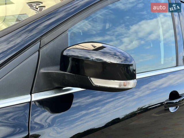 Черный Форд Фокус, объемом двигателя 1.6 л и пробегом 250 тыс. км за 8299 $, фото 10 на Automoto.ua