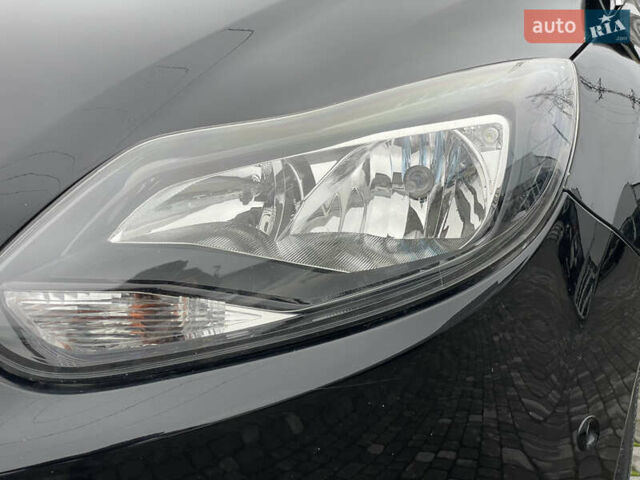 Чорний Форд Фокус, об'ємом двигуна 1 л та пробігом 170 тис. км за 6500 $, фото 42 на Automoto.ua