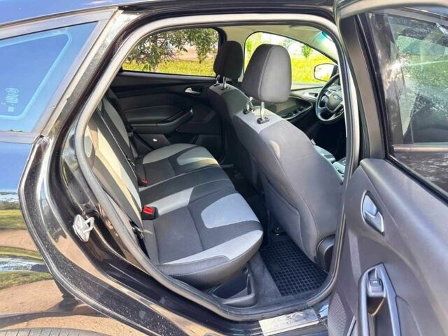 Чорний Форд Фокус, об'ємом двигуна 2 л та пробігом 184 тис. км за 7600 $, фото 20 на Automoto.ua