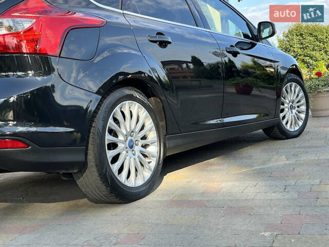 Черный Форд Фокус, объемом двигателя 1.6 л и пробегом 250 тыс. км за 8299 $, фото 31 на Automoto.ua