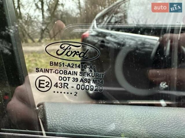 Черный Форд Фокус, объемом двигателя 1.6 л и пробегом 162 тыс. км за 7300 $, фото 44 на Automoto.ua