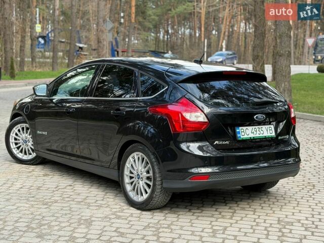Черный Форд Фокус, объемом двигателя 0 л и пробегом 112 тыс. км за 4950 $, фото 9 на Automoto.ua