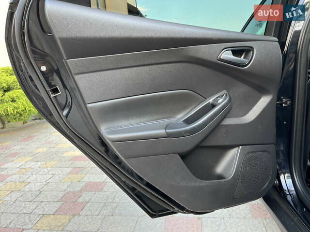Черный Форд Фокус, объемом двигателя 1.6 л и пробегом 250 тыс. км за 8299 $, фото 77 на Automoto.ua