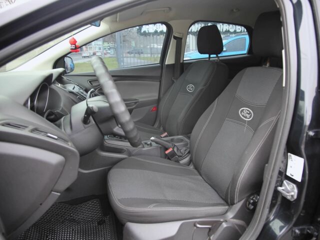 Черный Форд Фокус, объемом двигателя 1.6 л и пробегом 138 тыс. км за 6500 $, фото 6 на Automoto.ua