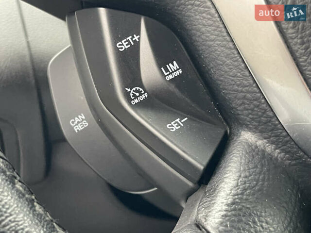 Чорний Форд Фокус, об'ємом двигуна 1 л та пробігом 170 тис. км за 6500 $, фото 36 на Automoto.ua