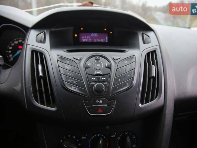 Черный Форд Фокус, объемом двигателя 1.6 л и пробегом 138 тыс. км за 6500 $, фото 14 на Automoto.ua