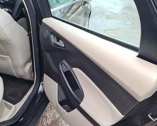 Форд Фокус 2012 в Сумах на Automoto.ua Черный Форд Фокус, объемом двигателя 0 л и пробегом 81 тыс. км за 6999 $, фото 4 на Automoto.ua