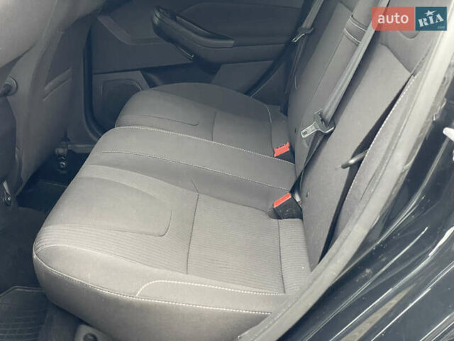 Чорний Форд Фокус, об'ємом двигуна 1 л та пробігом 170 тис. км за 6500 $, фото 21 на Automoto.ua