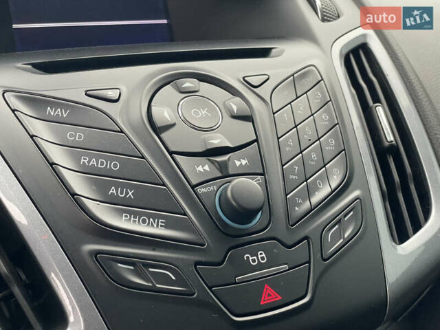 Чорний Форд Фокус, об'ємом двигуна 1 л та пробігом 170 тис. км за 6500 $, фото 39 на Automoto.ua