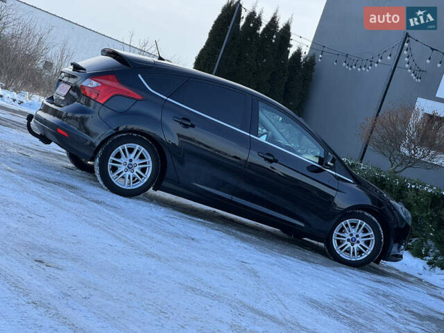 Черный Форд Фокус, объемом двигателя 1.6 л и пробегом 250 тыс. км за 8250 $, фото 49 на Automoto.ua