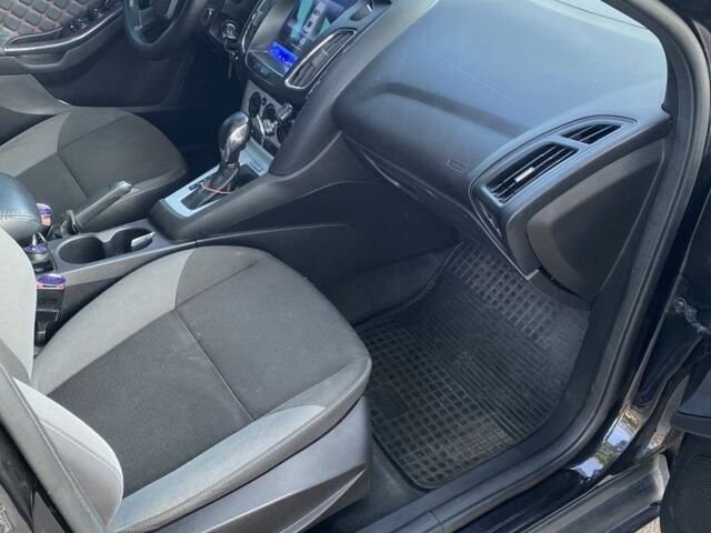 Черный Форд Фокус, объемом двигателя 2 л и пробегом 230 тыс. км за 6900 $, фото 5 на Automoto.ua